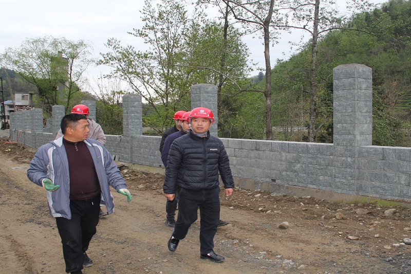 拼經(jīng)濟(jì)，比發(fā)展④┃范文偉進(jìn)行節(jié)前檢查