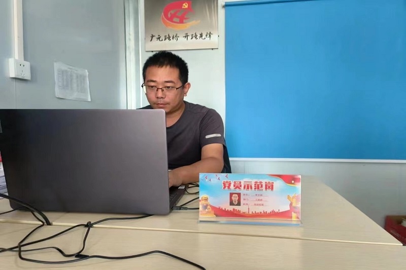 黨員示范崗┃亮身份樹標桿，爭當開路先鋒