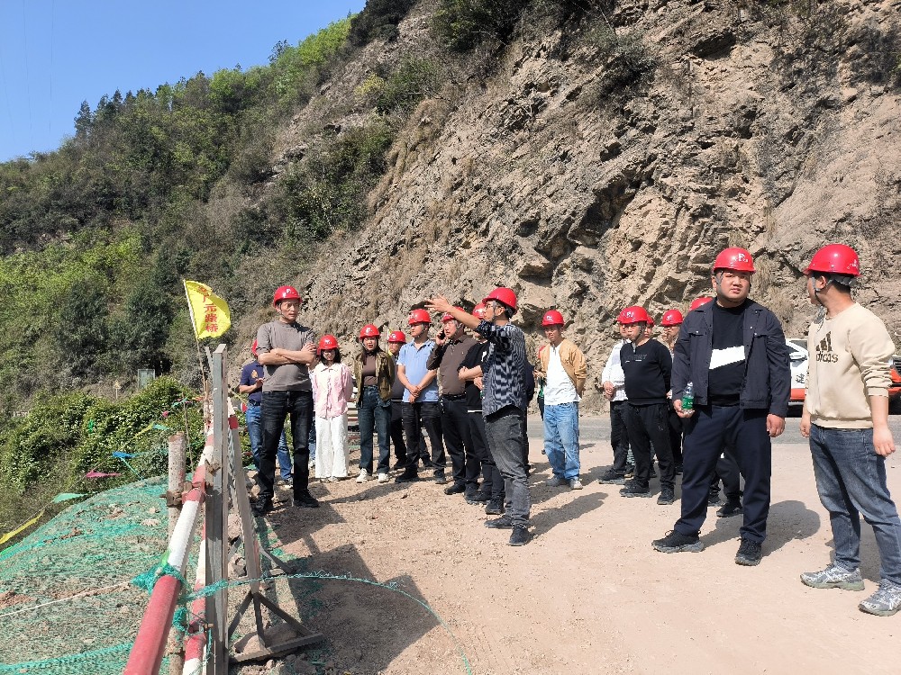 以學(xué)促進(jìn)，向新而行｜路橋集團(tuán)組織開展項目亮點(diǎn)技術(shù)交流研討活動