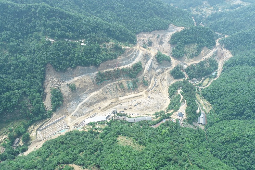 火力全開(kāi)！下月路項(xiàng)目建設(shè)駛?cè)搿翱燔?chē)道”