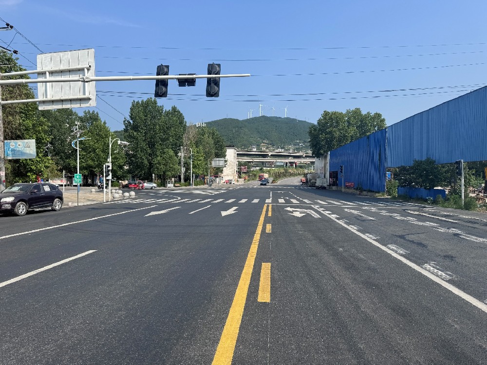 破舊立新！這段路取得新進(jìn)展